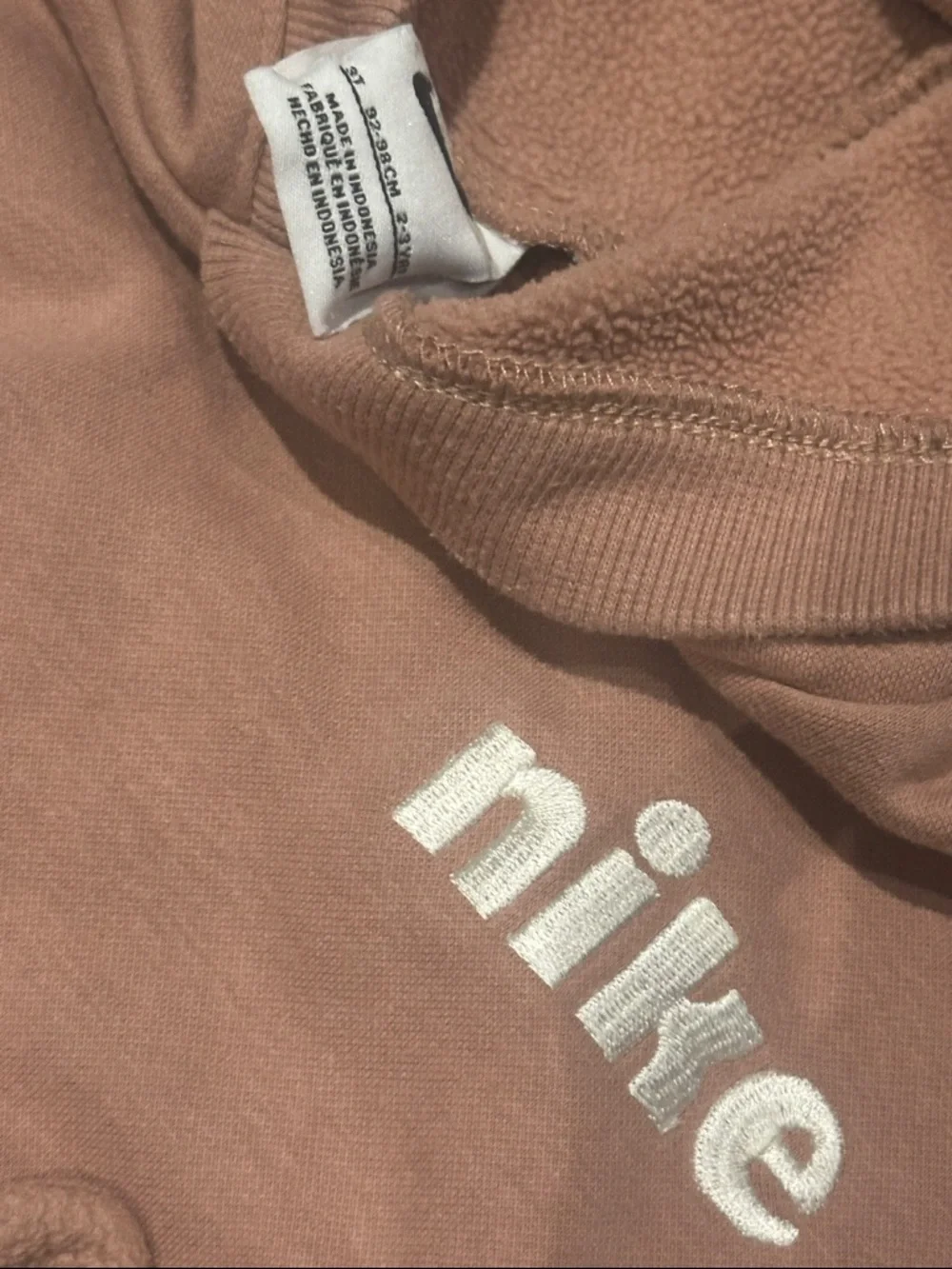 Girls Nike hoodie and joggers set - Picture 5 of 11